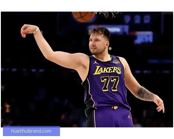 东契奇称能找回状态带领球队取胜令人欣慰 海斯每次挺身而出成球队关键