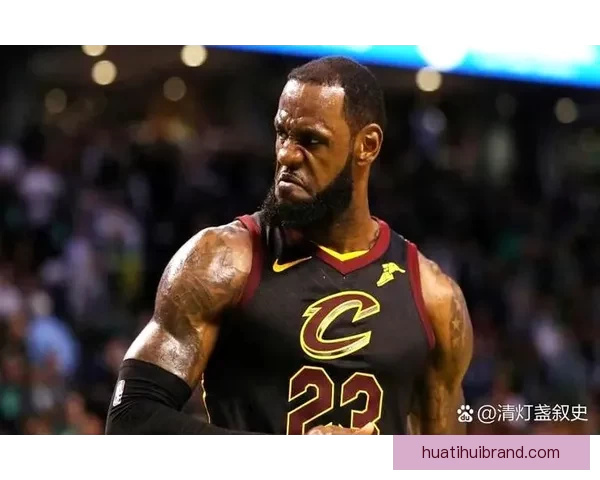 美国杨毅分析：湖人将成雷霆马刺最大威胁 詹姆斯愿意为球队牺牲令人钦佩