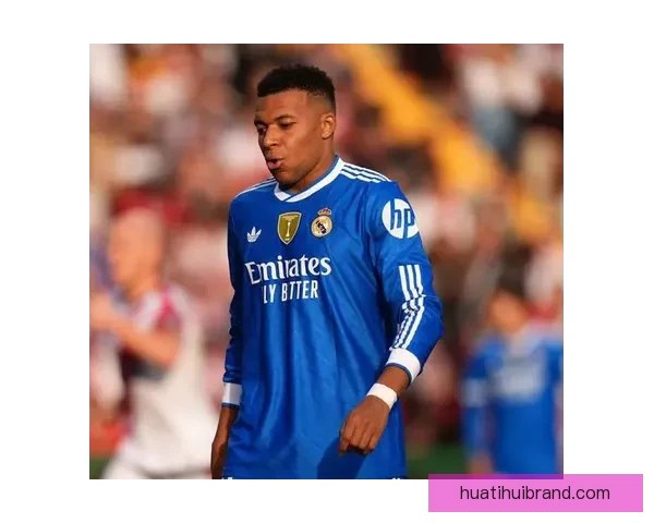 姆巴佩连场浪费绝佳机会近五场无球表现遭批领袖力不及C罗